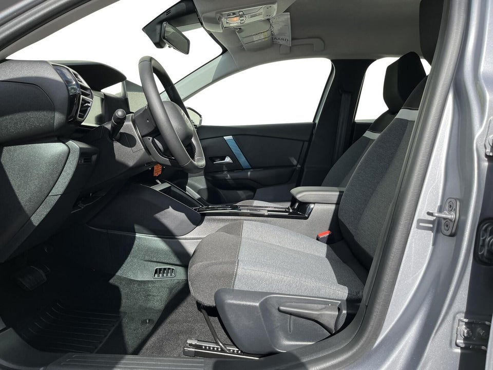 Citroën ë-C4 X 50 Concorde 4d