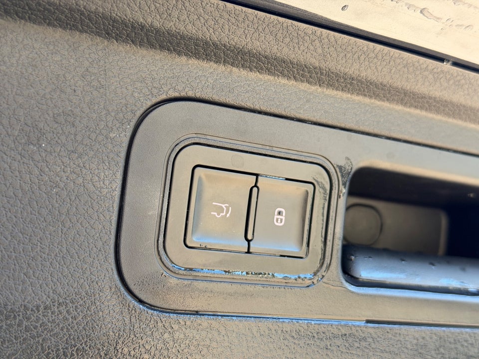 BYD Tang 109 Flagship AWD 7prs 5d