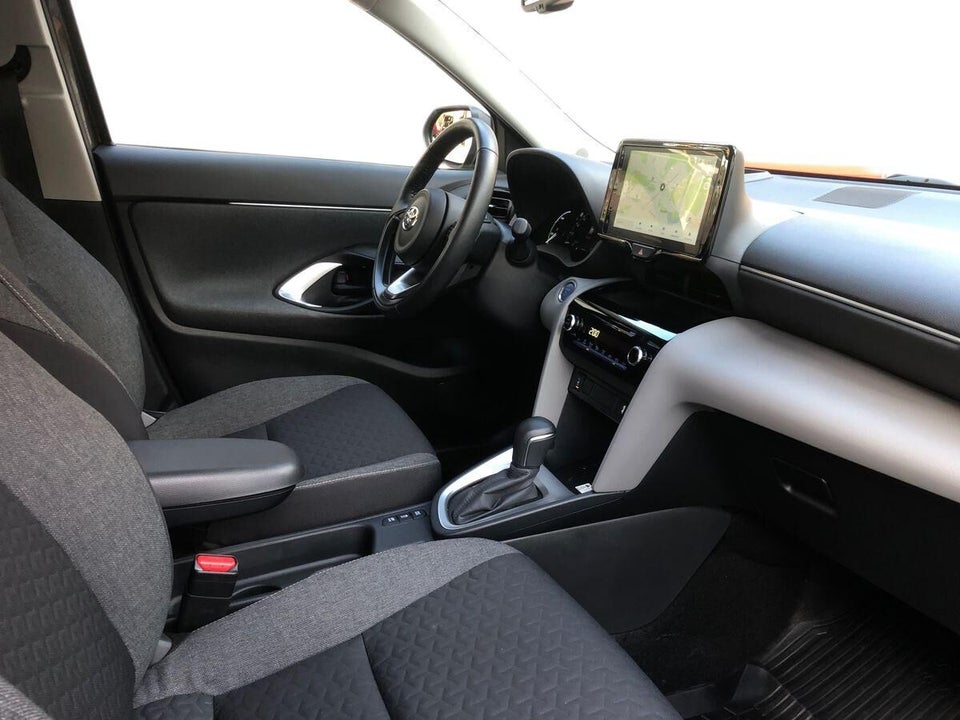 Toyota Yaris Cross 1,5 Hybrid Active Tech e-CVT 5d