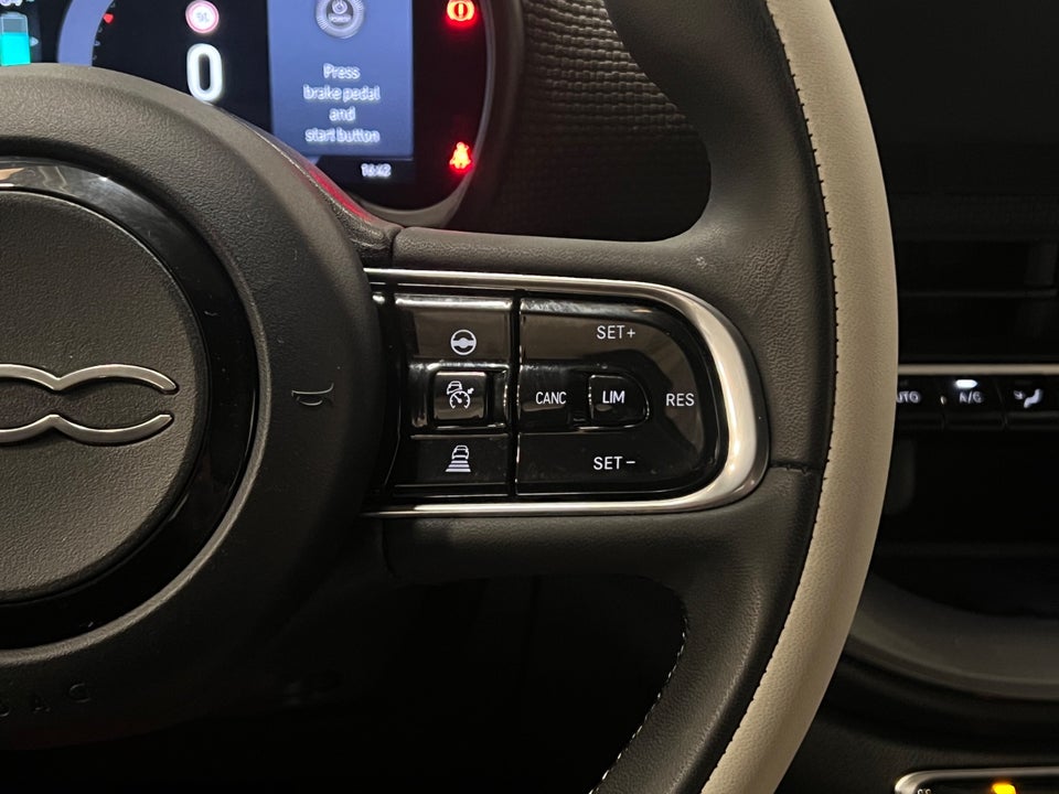 Fiat 500e 42 la Prima Cabrio 2d