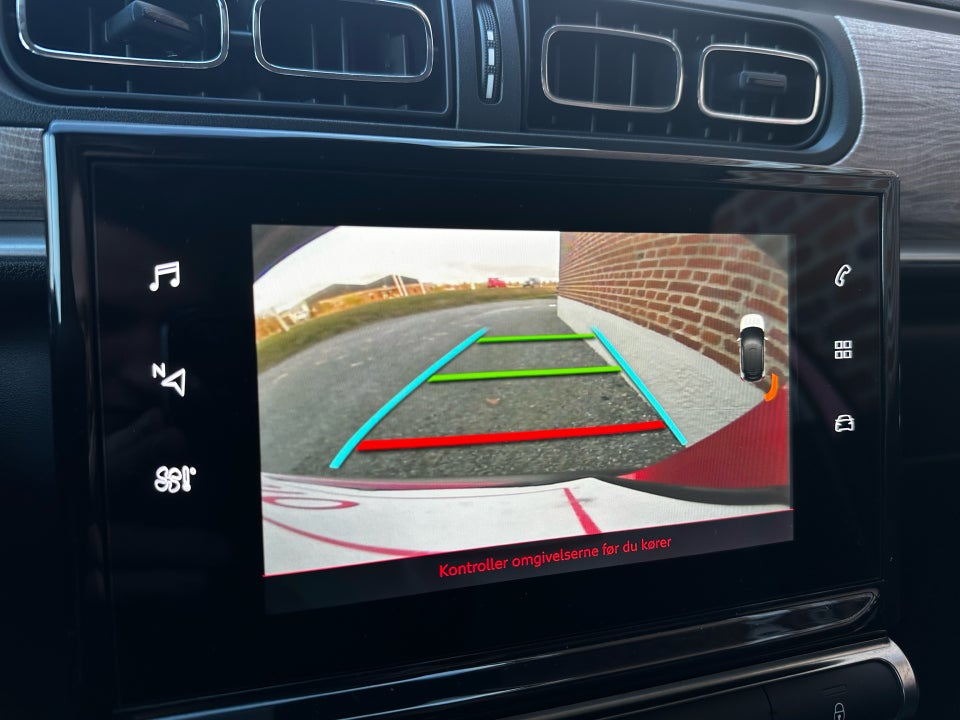 Citroën C3 1,2 PureTech 83 Shine Sport 5d