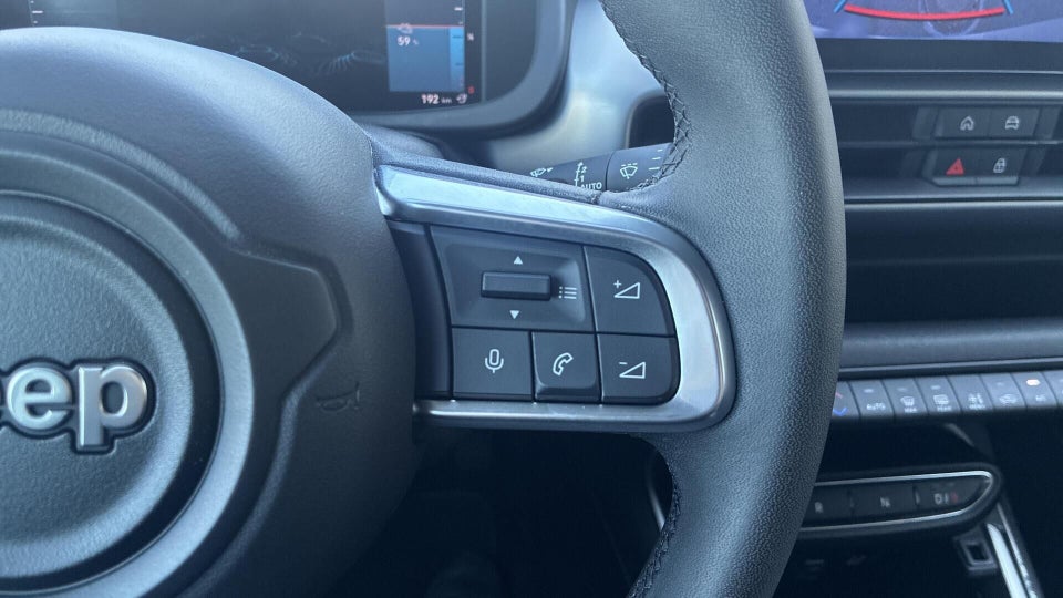 Jeep Avenger 54 Summit 5d