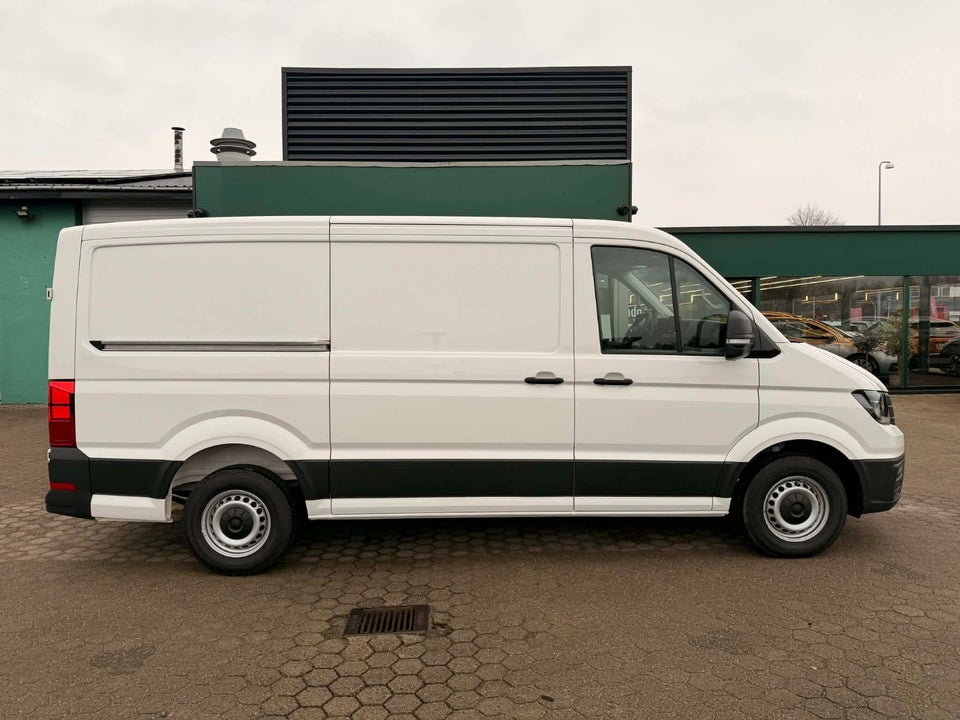 VW Crafter 35 2,0 TDi 177 Kassevogn L3H2 aut.