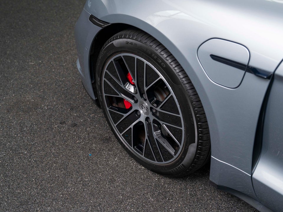 Porsche Taycan 4S Performance+ 4d