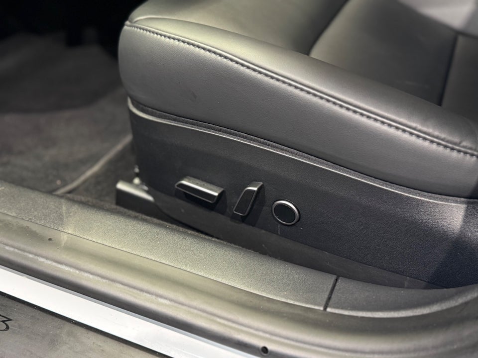 Tesla Model 3 Performance AWD 4d