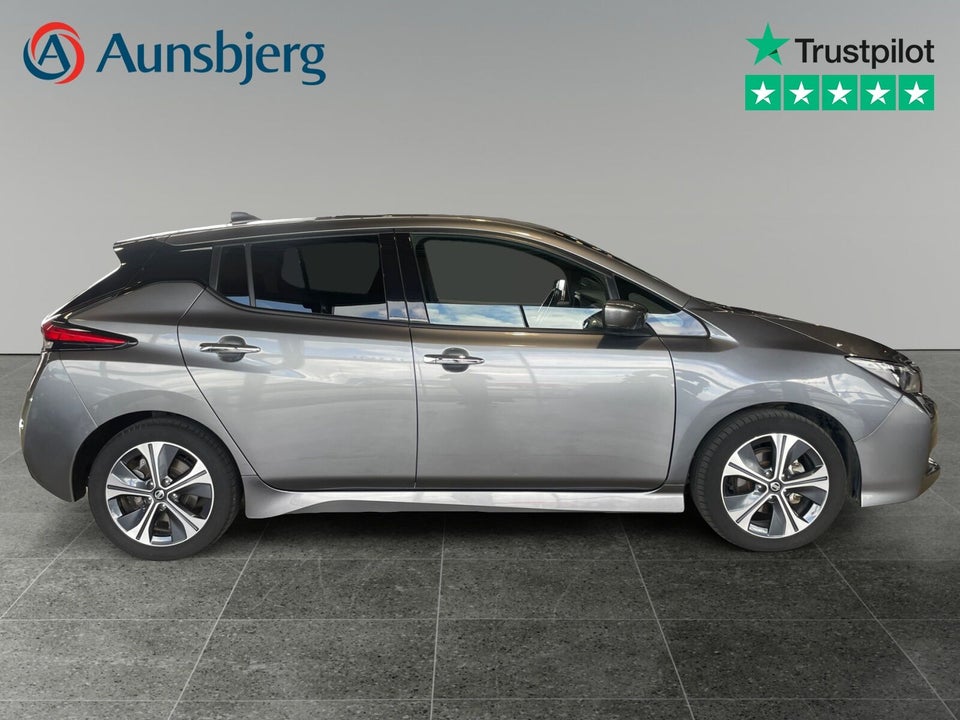 Nissan Leaf 40 Acenta 5d