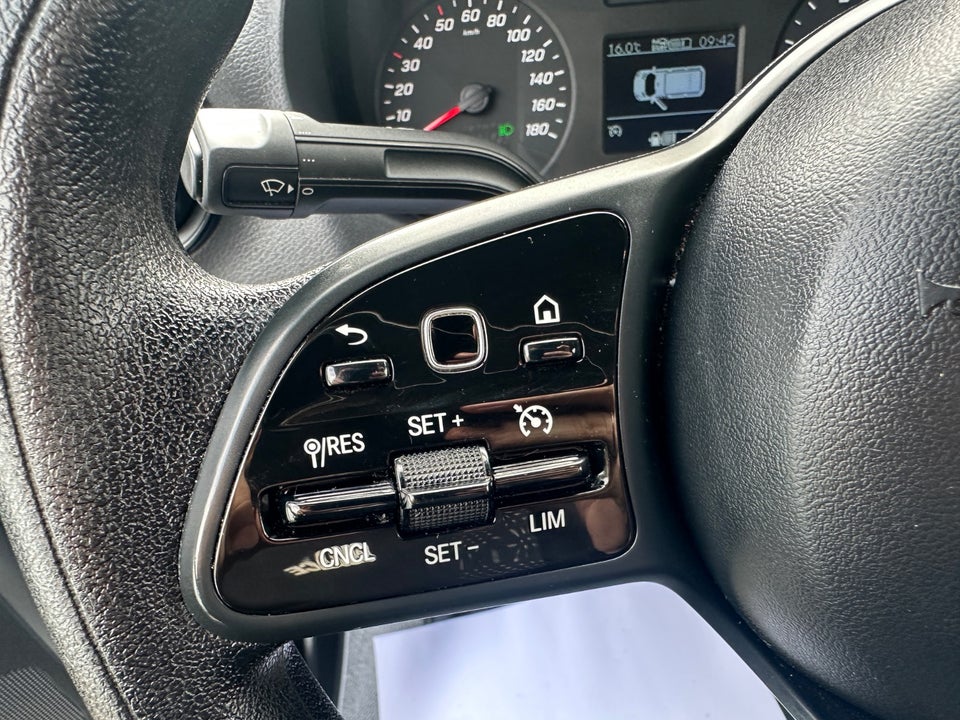 Mercedes Sprinter 317 2,0 CDi A3 Kassevogn RWD