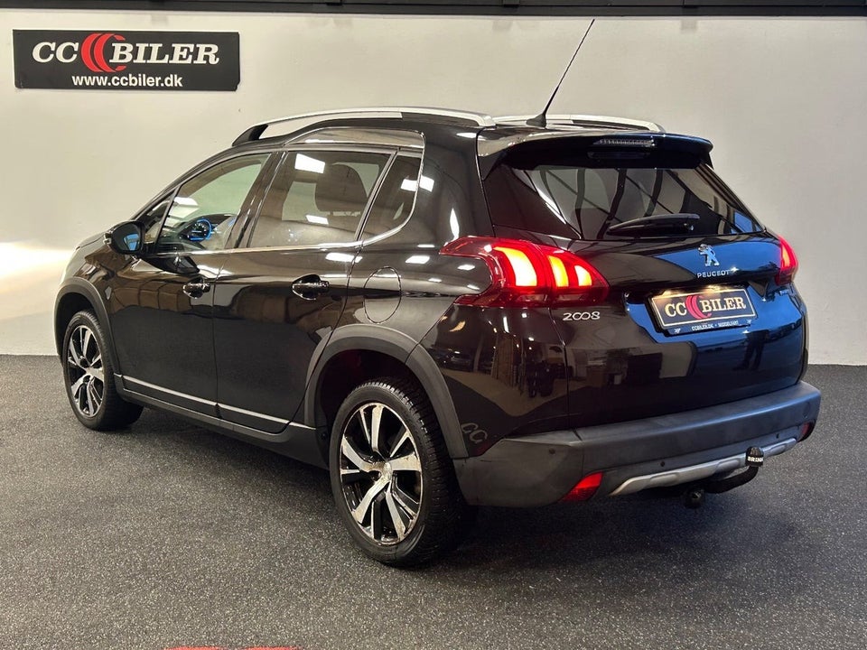 Peugeot 2008 1,2 e-THP 130 Allure Sky 5d