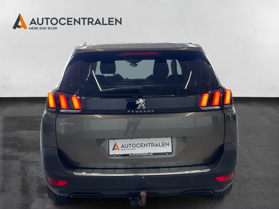 Peugeot 5008 1,2 e-THP 130 Allure 7prs 5d