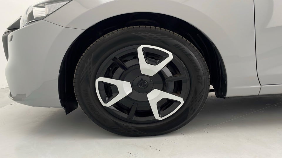 Mazda 2 1,5 e-SkyActive-G Centre-Line 5d