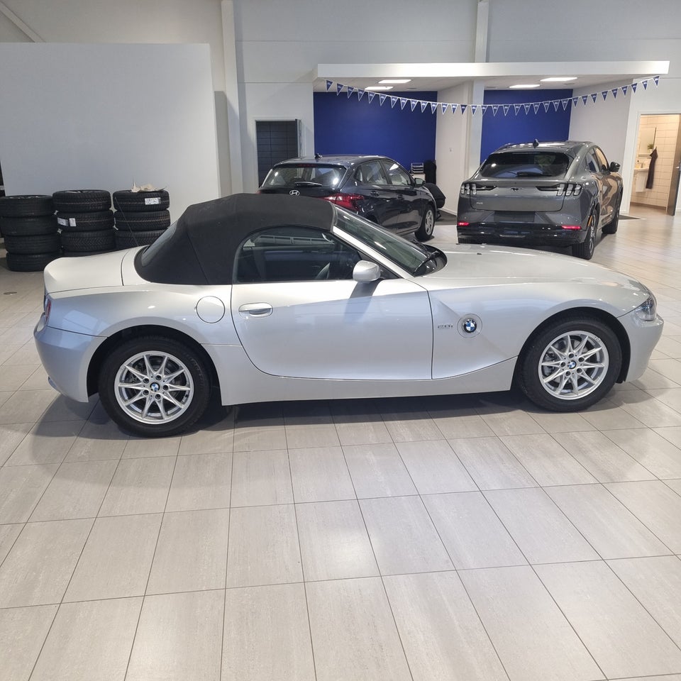 BMW Z4 2,0 iS Roadster 2d