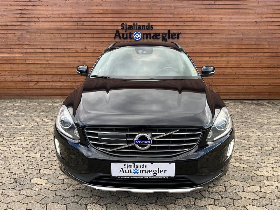 Volvo XC60 2,4 D5 215 Momentum aut. AWD 5d
