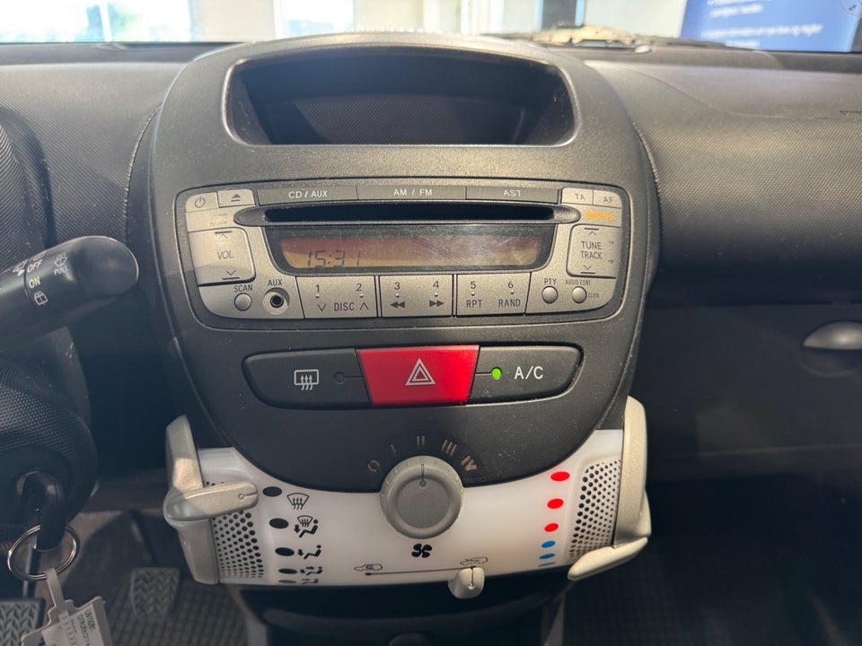 Citroën C1 1,0i Attraction 5d