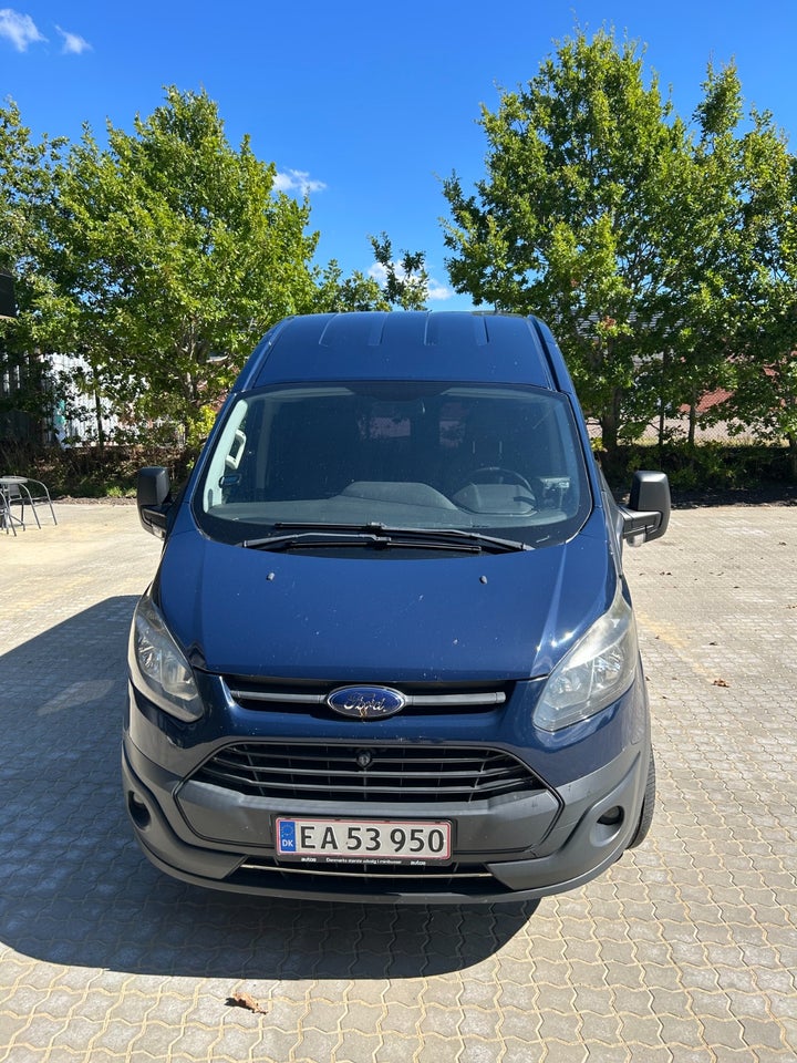 Ford Transit Custom Kombi 310 L1 2,0 TDCi 130 Ambiente aut.