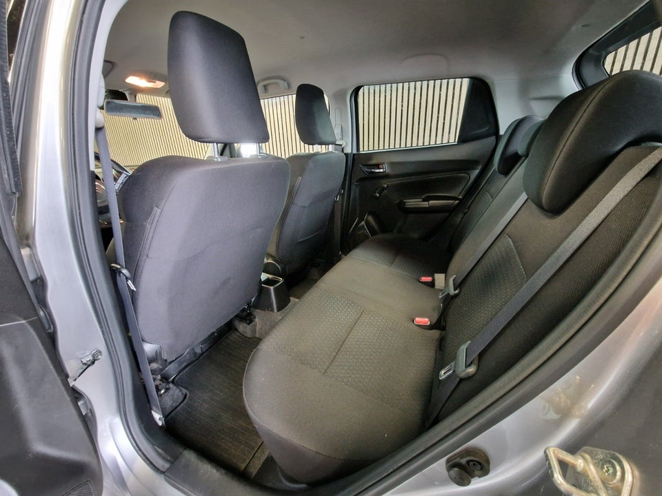 Suzuki Swift 1,2 mHybrid Action 5d