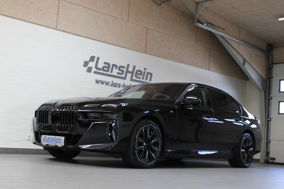 BMW i7 eDrive50 M-Sport 4d