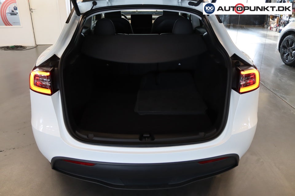 Tesla Model Y Long Range RWD 5d