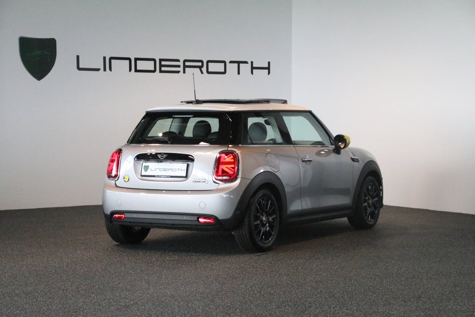 MINI Cooper SE Classic 3d