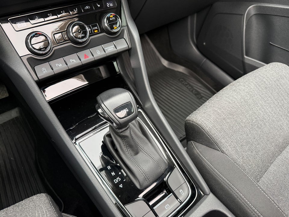 Skoda Karoq 1,5 TSi 150 Tour de France DSG 5d