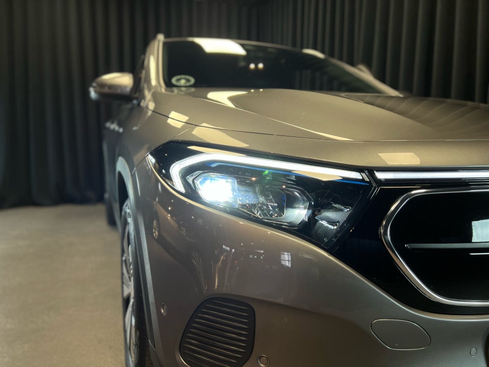 Mercedes EQA250 Progressive 5d