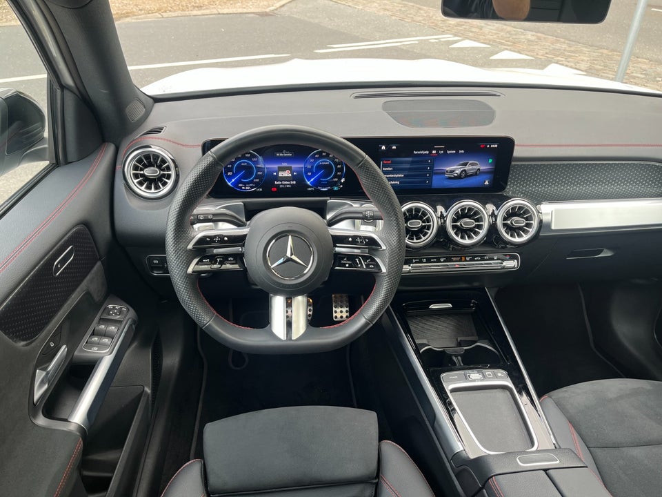 Mercedes EQB250+ AMG Line Advance Plus 5d