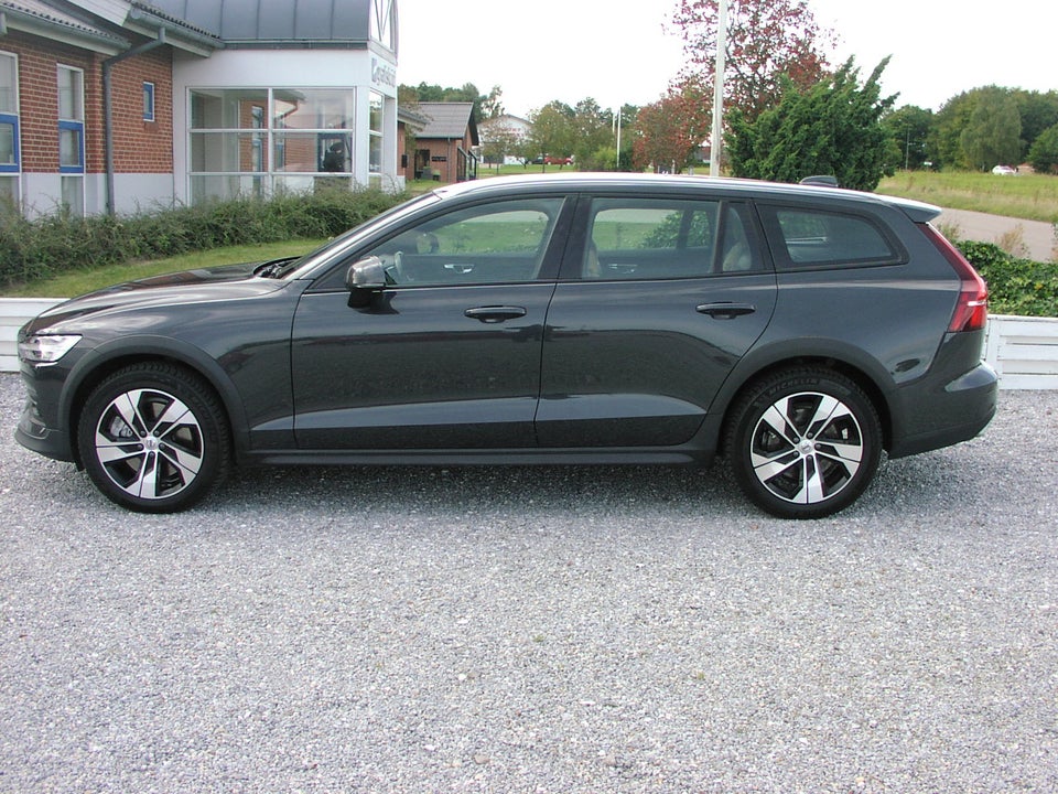 Volvo V60 CC 2,0 D4 190 aut. AWD 5d