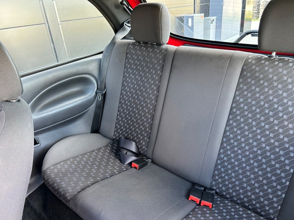 Ford Fiesta 1,3 Ambiente 3d