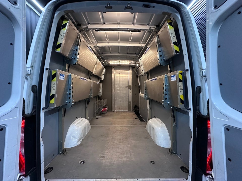 Mercedes Sprinter 314 2,2 CDi A2 Kassevogn aut. FWD