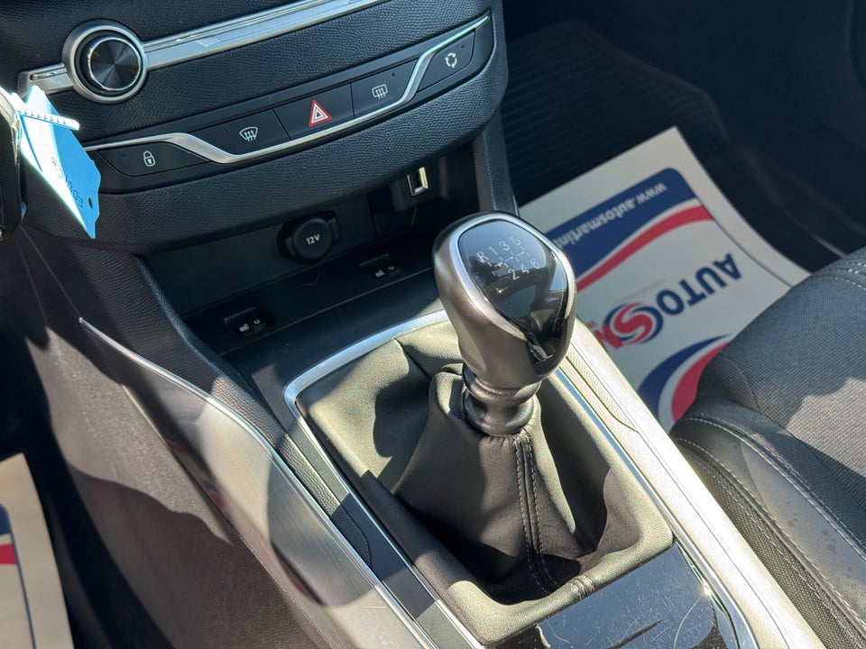 Peugeot 308 1,5 BlueHDi 130 Allure Sky SW 5d