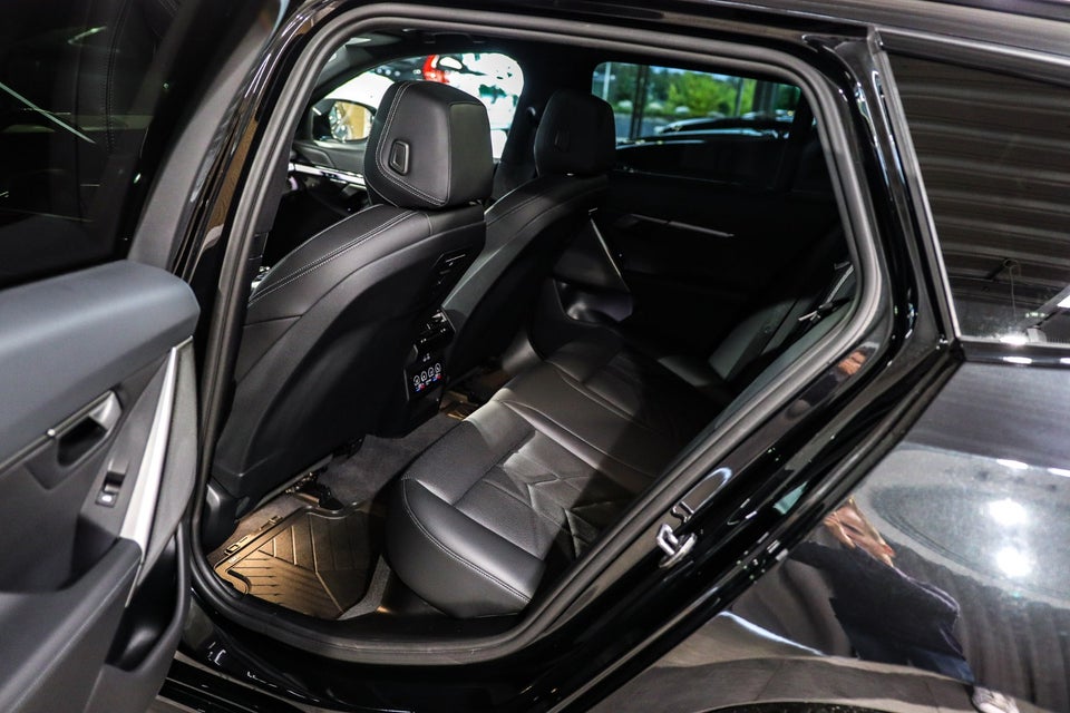 BMW i5 eDrive40 Touring Fully Charged 5d