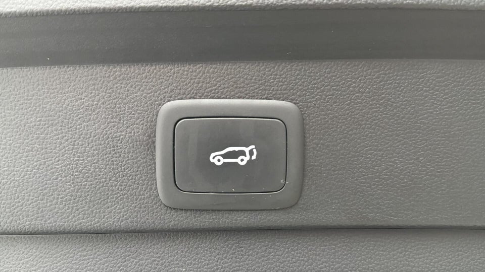 MG Marvel R Luxury 5d