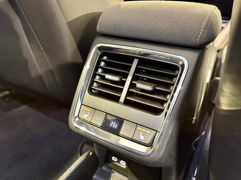 Skoda Enyaq 80 iV Loft 5d