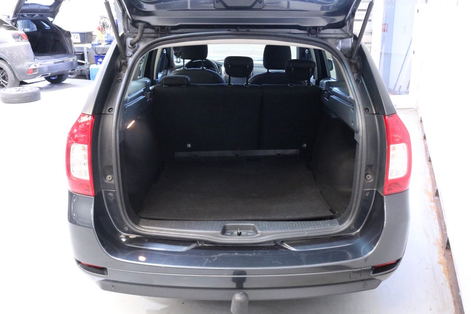 Dacia Logan 0,9 TCe 90 Laureate MCV Easy-R 5d