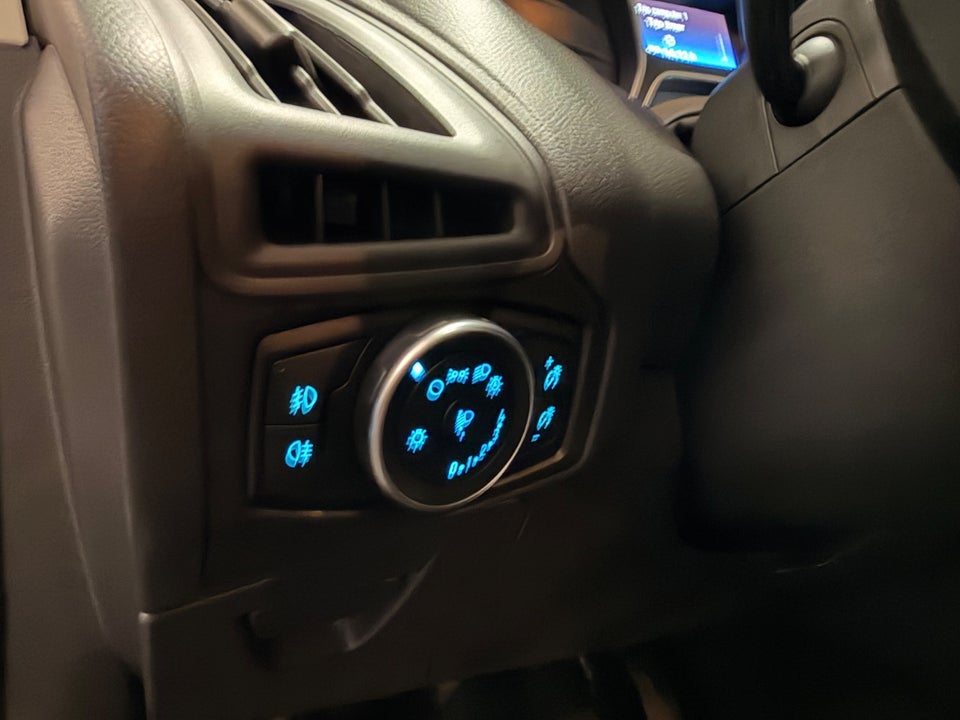 Ford Focus 1,0 SCTi 125 Business stc. 5d