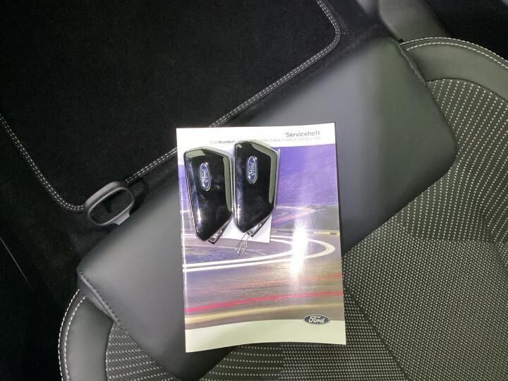 Ford Explorer 79 Select Extended Range AWD 5d