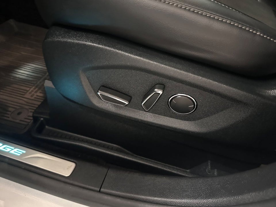 Ford Edge 2,0 TDCi 210 Sport aut. AWD Van 5d