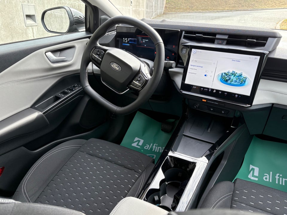 Ford Puma 46 Gen-E Select 5d