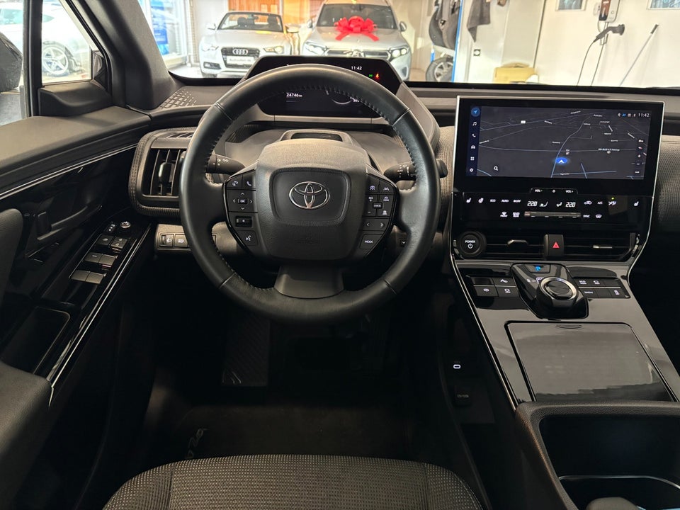 Toyota bZ4X Active 5d