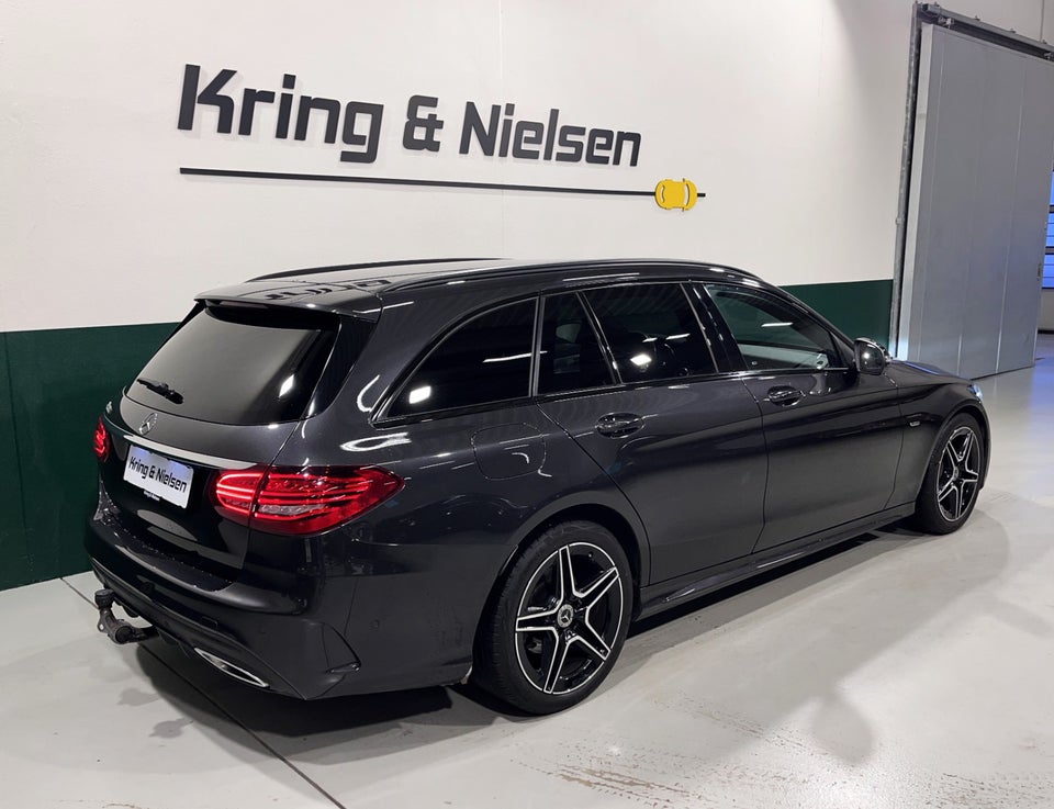 Mercedes C220 d 2,0 AMG Line Night Edition stc. aut. 5d