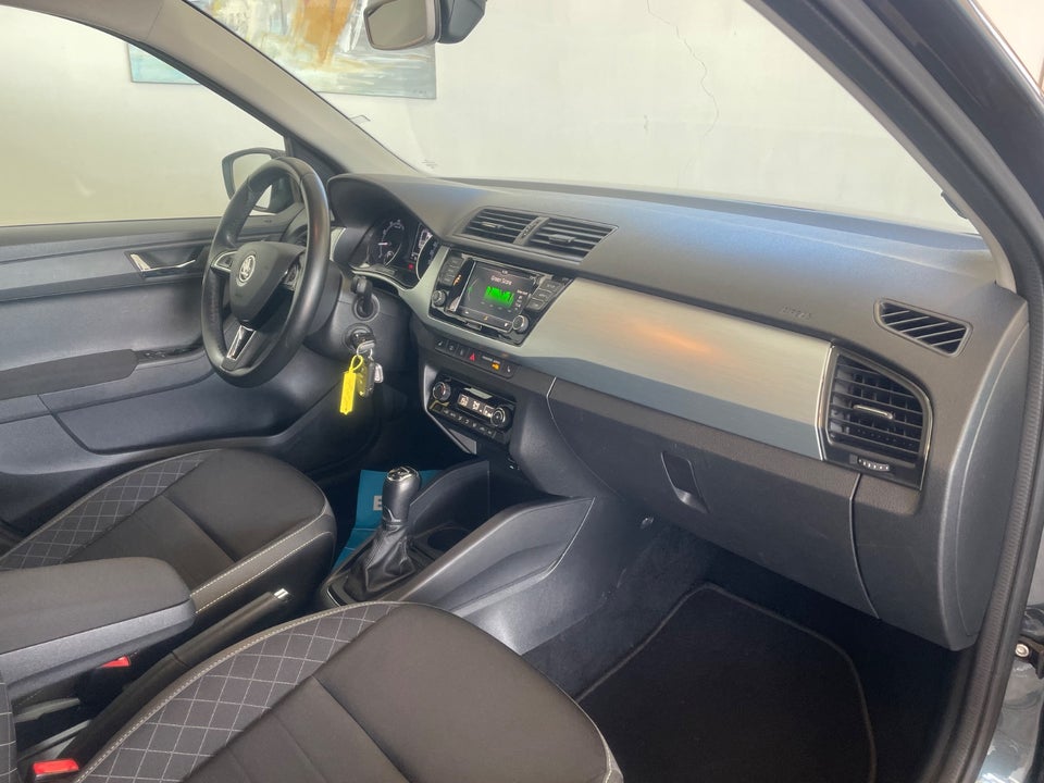 Skoda Fabia 1,0 TSi 110 Ambition Combi DSG 5d