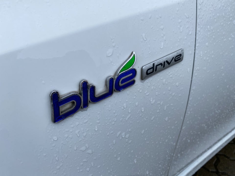 Hyundai i30 1,6 CRDi 90 Blue Drive 5d