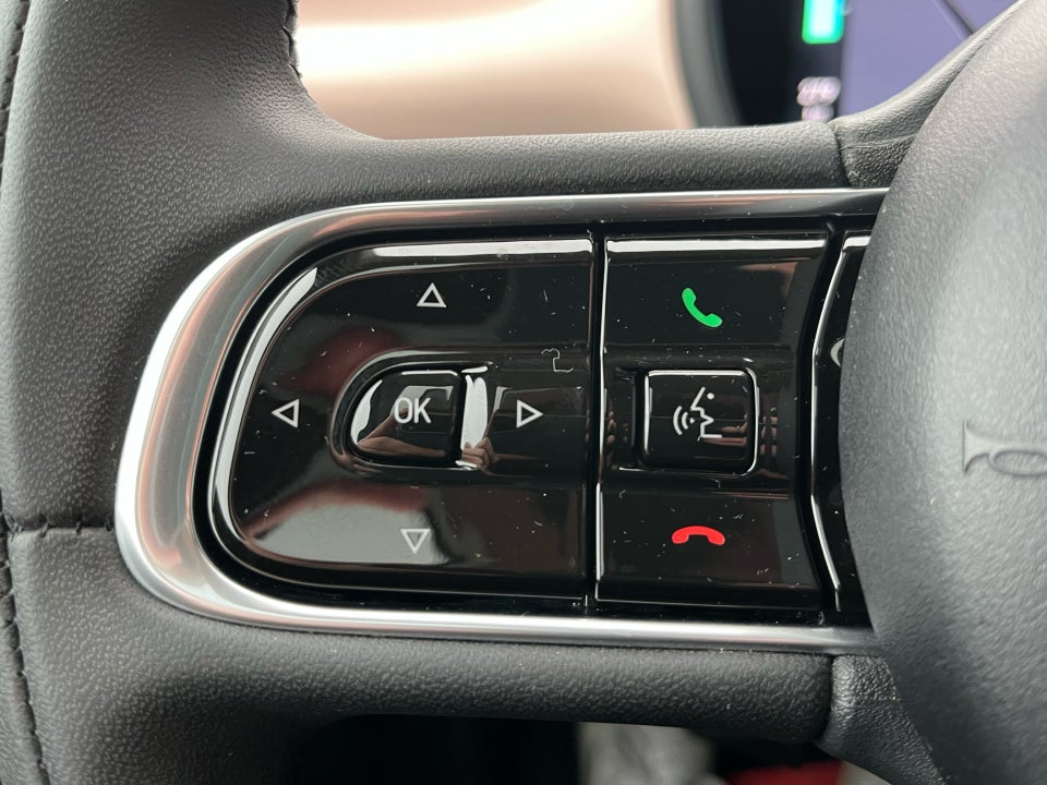 Fiat 500e 42 Icon Sky 3d