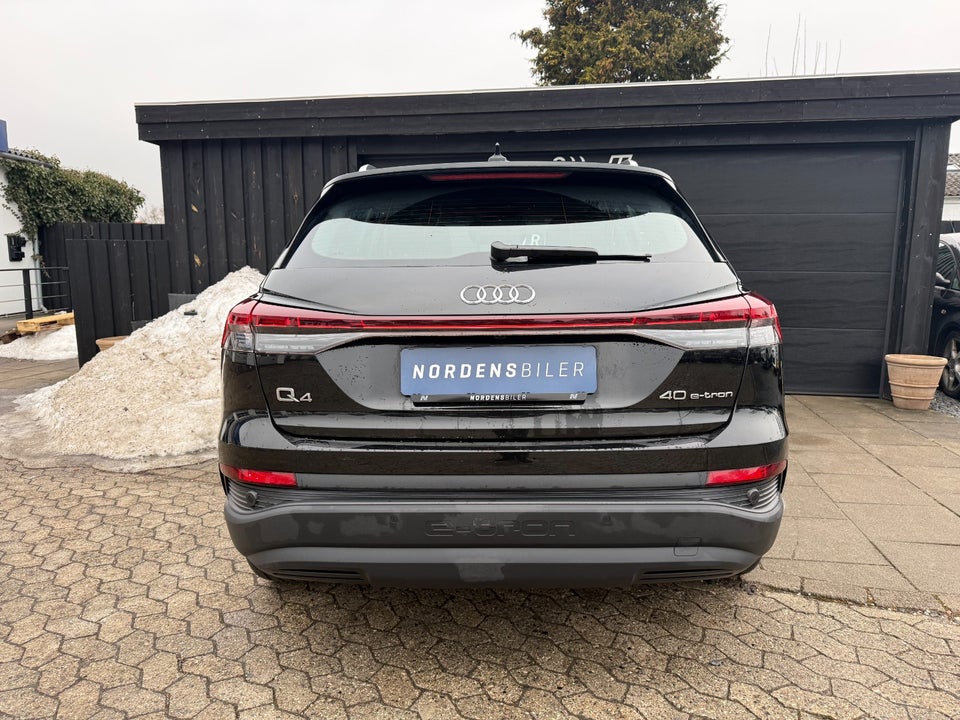 Audi Q4 e-tron 40 Attitude 5d