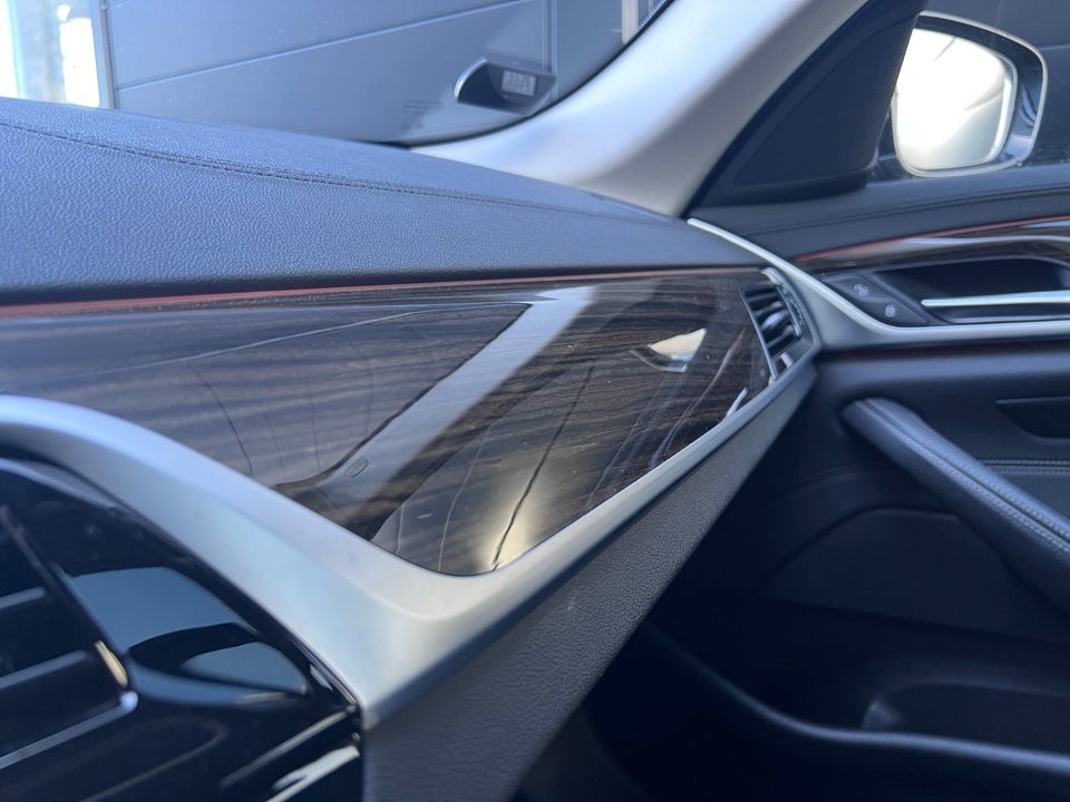 BMW 520d 2,0 Touring Luxury Line aut. 5d