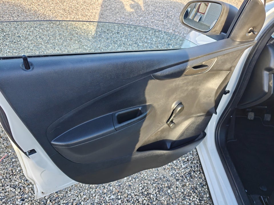 Opel Karl 1,0 Essentia 5d