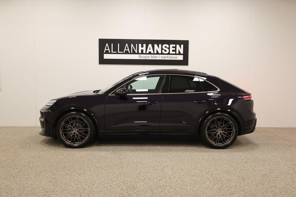Porsche Macan Turbo 5d