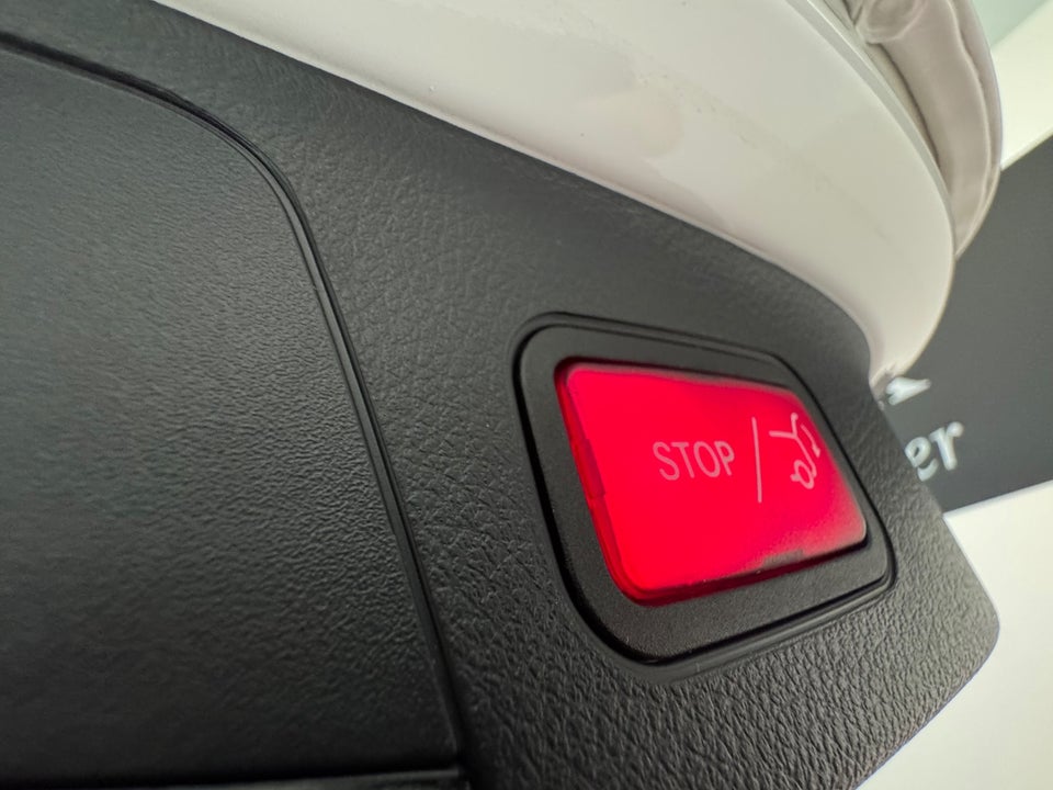 Mercedes EQA300 Progressive 4Matic 5d