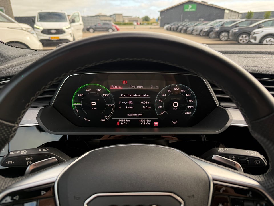 Audi e-tron S quattro 5d