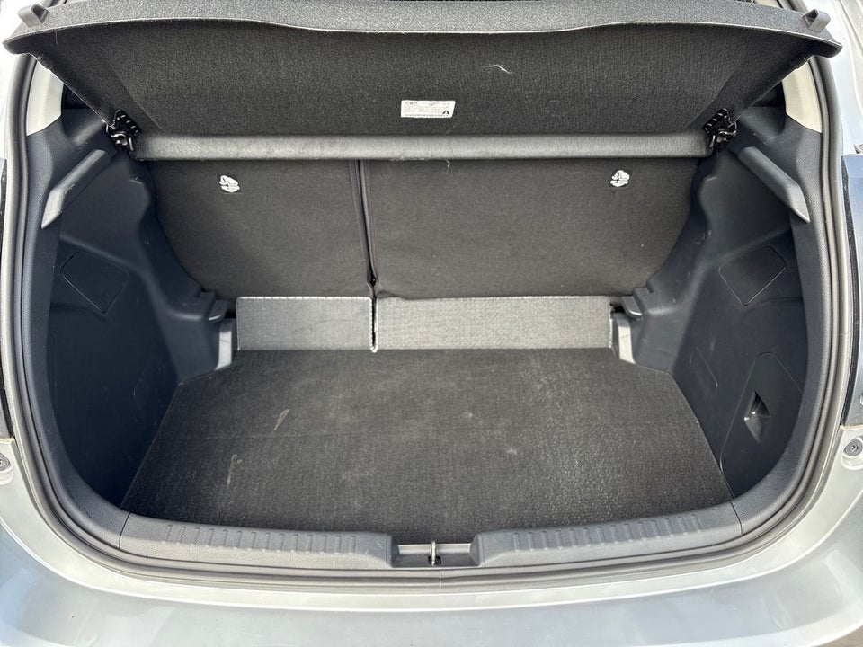Toyota Yaris 1,5 Hybrid Style Technology e-CVT 5d