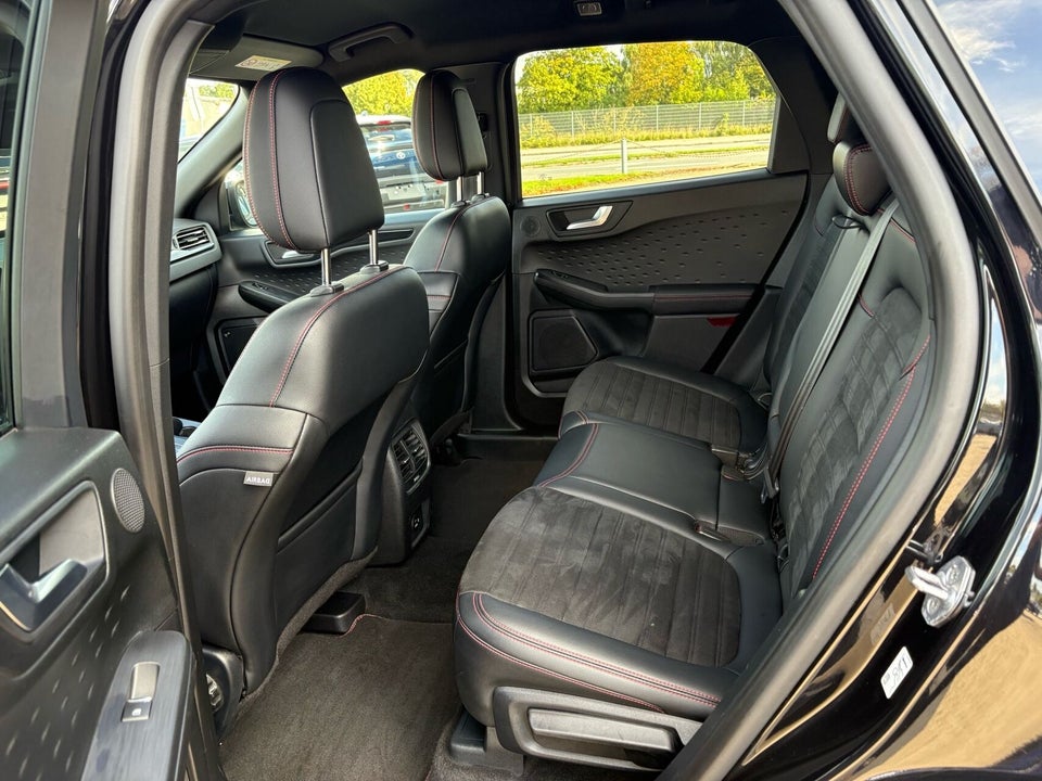 Ford Kuga 2,5 PHEV ST-Line X CVT 5d